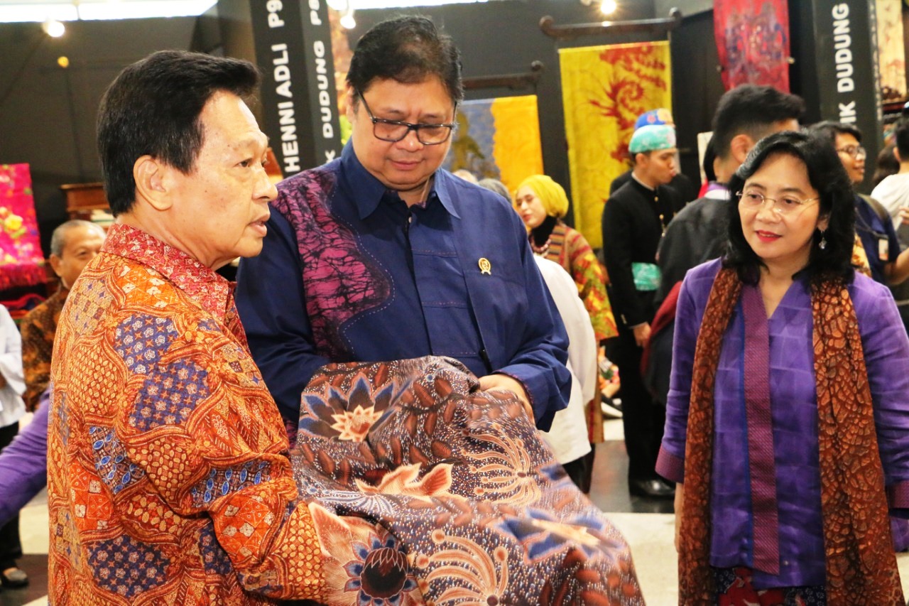 Dongkrak Daya Saing Batik dan Tenun,  Subsitusi Bahan Baku Impor Diperkenalkan